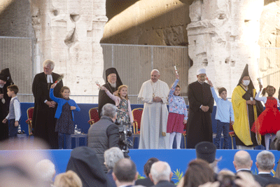 Sínodo 2023: Papa pede Igreja diferente, mais aberta e dialogante