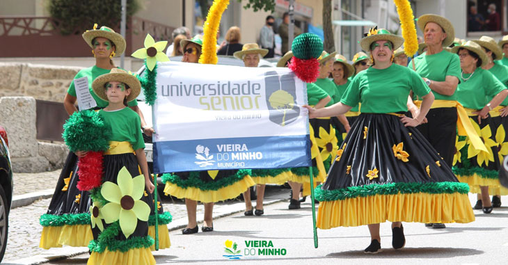 Desfile de “marchas populares” em Vieira