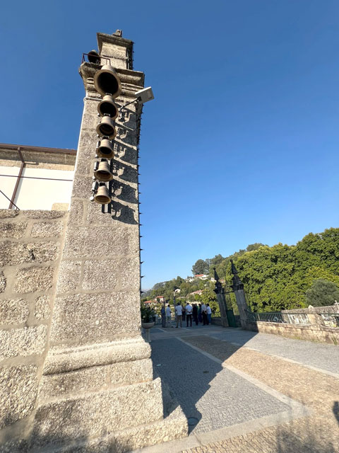 Caniçada inaugura carrilhão de sinos
